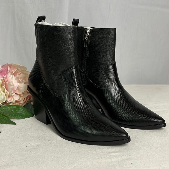 Kaanas Shoes - NWOB Kaanas Hague Womens Black Snakeskin Embossed Leather Cowboy Bootie Sz 9